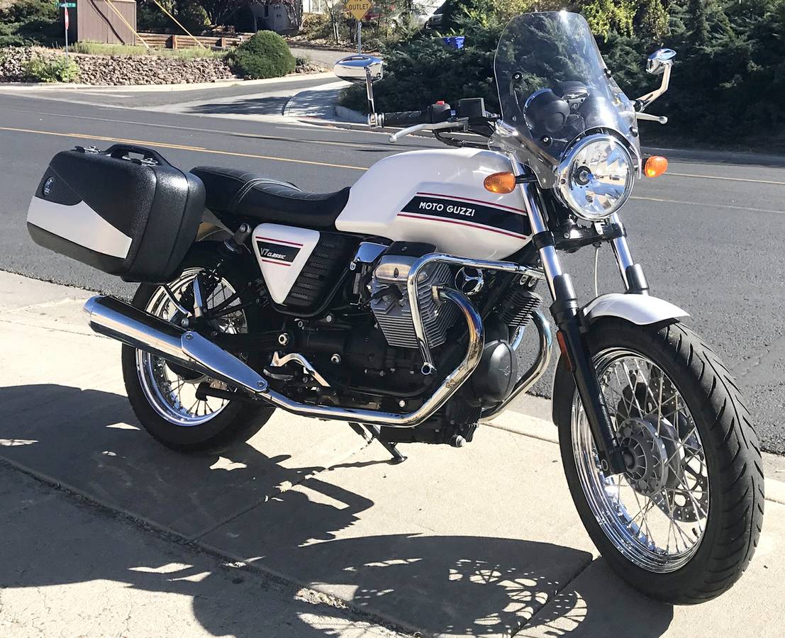 moto-guzzi-v7-classic-for-sale